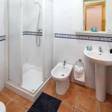 Apartamento 2b En Carihuela Junto A La Playa Apartamento